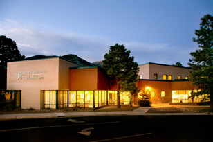 Image of KCOM campus building architecture accents and windows